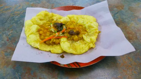 Doubles — a dish from Trinidad and Tobago